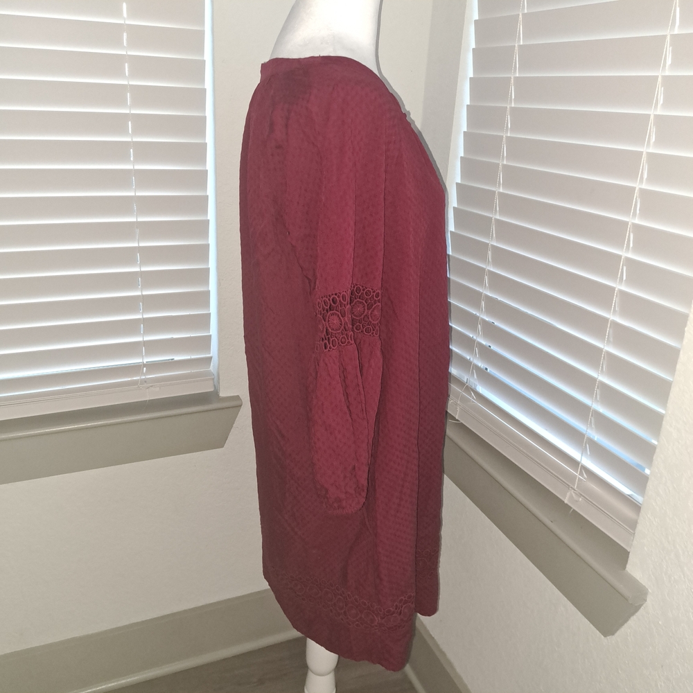 Crown & Ivy Deep Red Lace Midi Dress - Picture 4 of 9